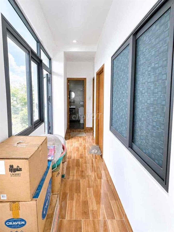 kDC Sài Gòn Villagec.Căn Góc 2 mặt tiền . 1 trệt , 1 lầu , Sân Thượng