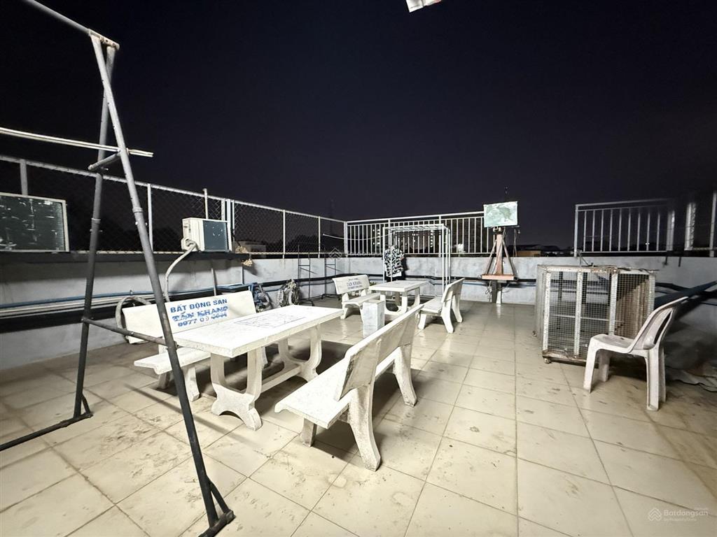 Bán căn hộ dịch vụ, đ.đình phong phú, ngay cao đẳng công thương, dòng tiền 60tr/th, giá 13 tỷ x