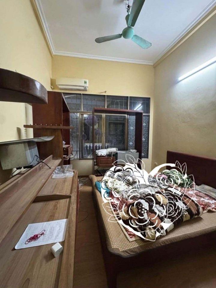 HƠN 8 TỶ CÓ NHÀ 40m2 (50m2 từ T2) x 4 TẦNG THANG MÁY_GẦN PHỐ_NGÕ THÔNG_VỀ Ở NGAY