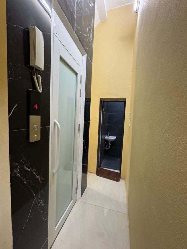 HƠN 8 TỶ CÓ NHÀ 40m2 (50m2 từ T2) x 4 TẦNG THANG MÁY_GẦN PHỐ_NGÕ THÔNG_VỀ Ở NGAY