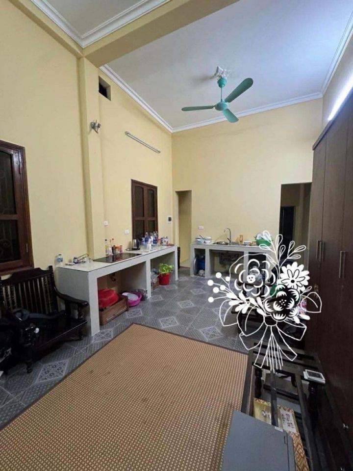 HƠN 8 TỶ CÓ NHÀ 40m2 (50m2 từ T2) x 4 TẦNG THANG MÁY_GẦN PHỐ_NGÕ THÔNG_VỀ Ở NGAY