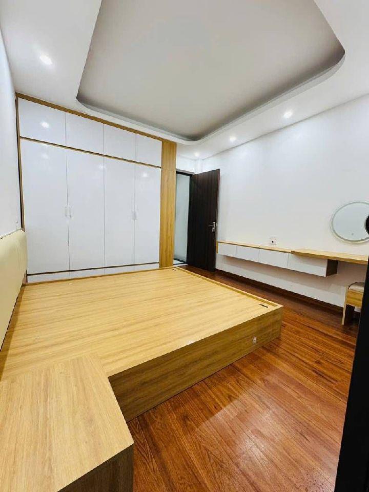 NHÀ PHỐ VŨ NGỌC PHAN 5.5 TẦNG THANG MÁY_30M RA Ô TÔ_NGÕ NÔNG THÔNG_NHÀ MỚI ĐẸP VỀ Ở NGAY, hơn 7 tỷ