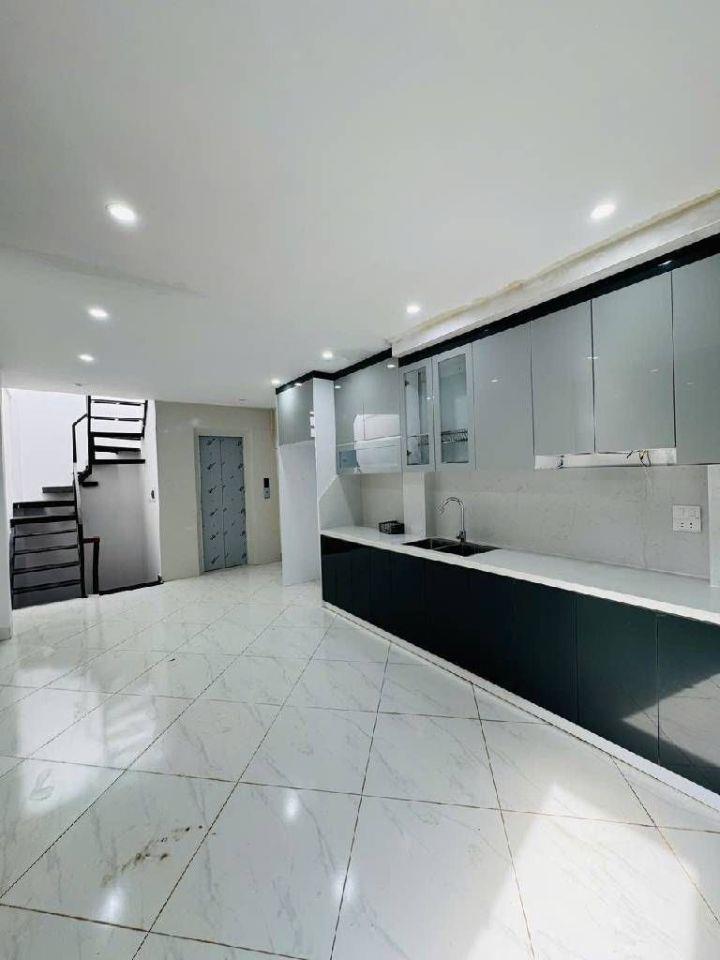 NHÀ PHỐ VŨ NGỌC PHAN 5.5 TẦNG THANG MÁY_30M RA Ô TÔ_NGÕ NÔNG THÔNG_NHÀ MỚI ĐẸP VỀ Ở NGAY, hơn 7 tỷ