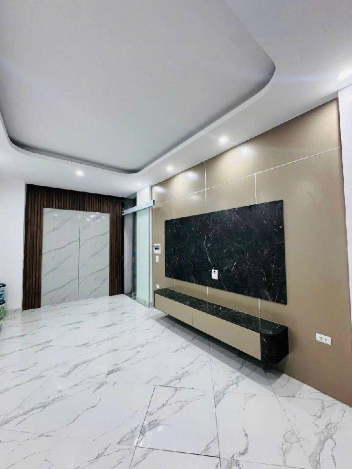 NHÀ PHỐ VŨ NGỌC PHAN 5.5 TẦNG THANG MÁY_30M RA Ô TÔ_NGÕ NÔNG THÔNG_NHÀ MỚI ĐẸP VỀ Ở NGAY, hơn 7 tỷ