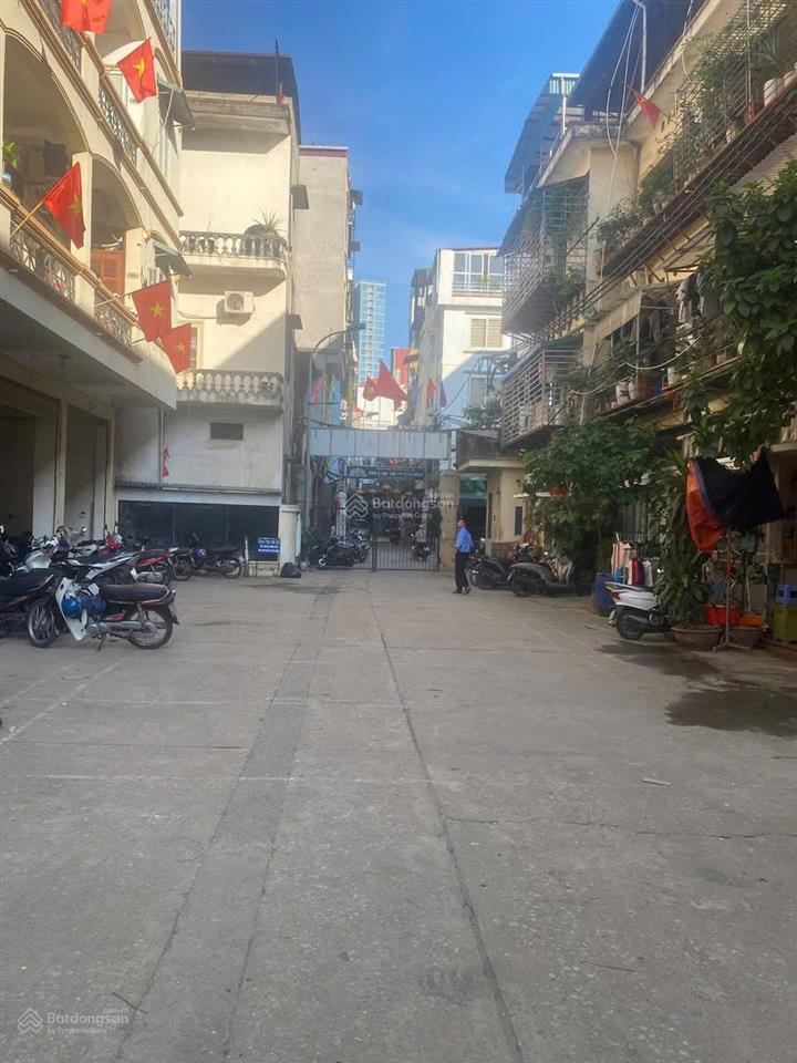 Bán tập thể văn hóa nghệ thuật, mai dịch, cầu giấy, tầng 1, sử dụng 80m. giá 4,5 tỷ