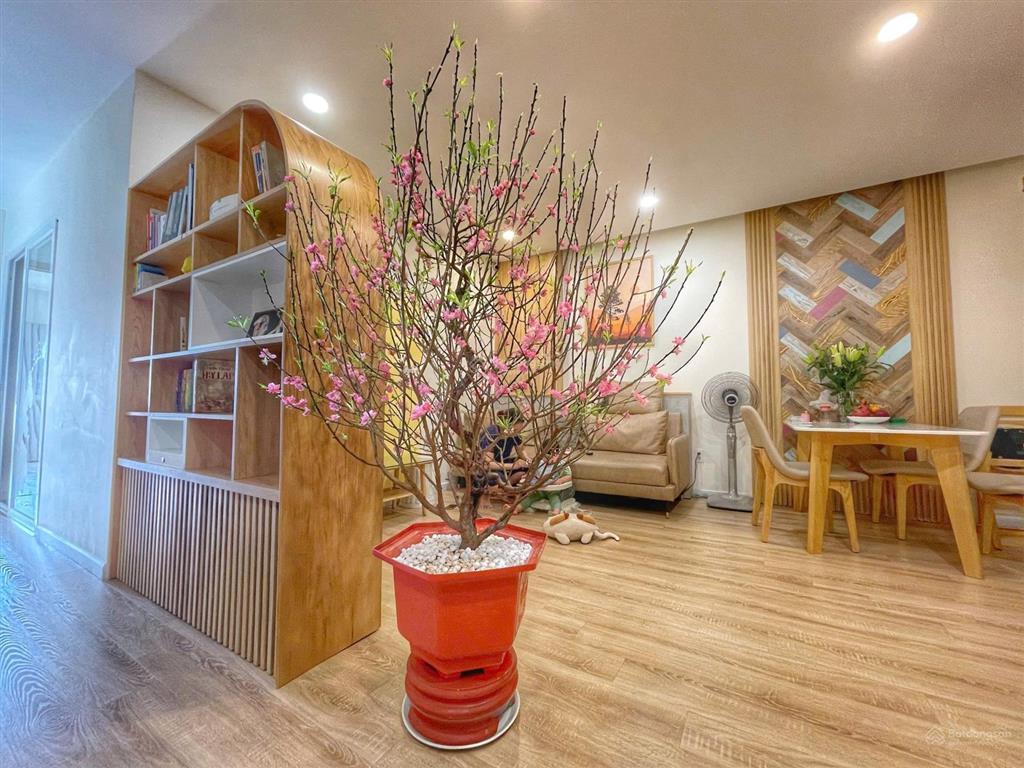 Bán chung cư the harmona tân bình dt 81m2 có 2pn2wc