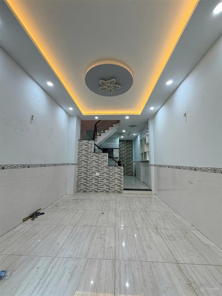 Lê trọng tấn  hẻm to  3.8x11.5m a4  nhỉnh 5 tỷ tl.