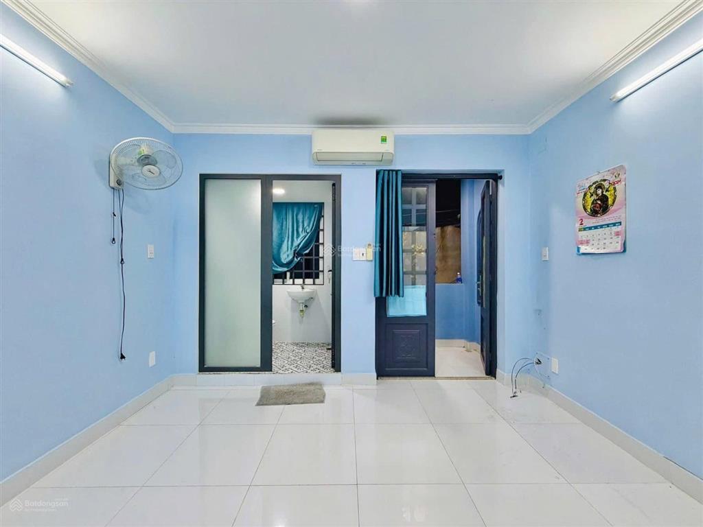 Nhà đẹp núi thành phường 13 tân bình 3 tầng kiên cố gần etown
