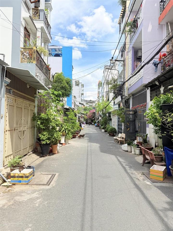 Bán nhà hxh thông khuông việt, kế bên chung cư chỉ 5,9 tỷ