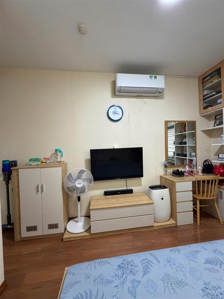 Bán căn hộ carillon 1, 93m², 3pn, 2wc, sổ hồng riêng