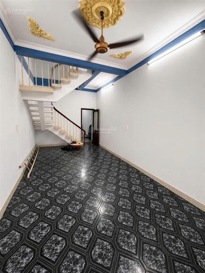 Cho thuê nhà hẻm 158 hoàng hoa thám, phường 13, tân bình