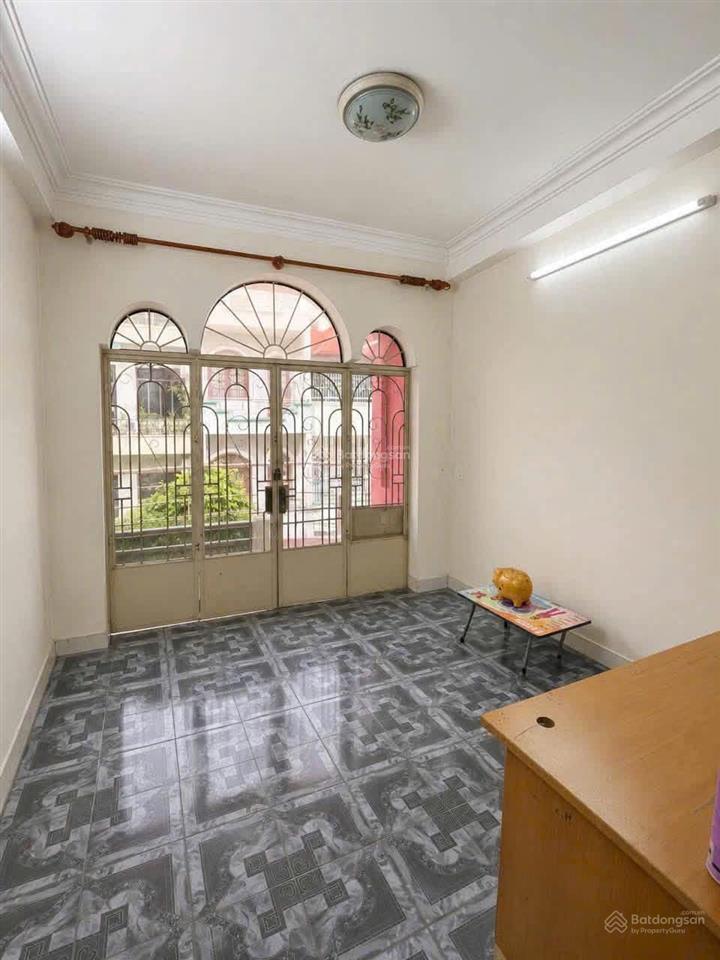 Cho thuê nhà hẻm 158 hoàng hoa thám, phường 13, tân bình
