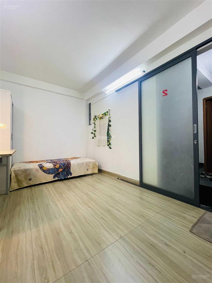 Phòng đẹp, sạch sẽ, nội thất mới đường đặng thùy trâm, lầu 1 (chính chủ)