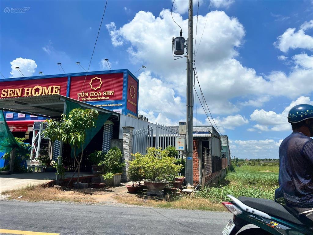 Bán đất mặt tiền đt833 tp. tân an, ngang 24m dài 72m