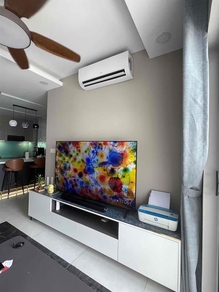 Mình chính chủ cần bán căn hộ full nội thất cao cấp.
