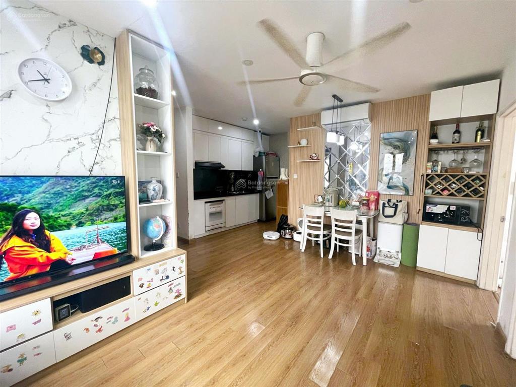 Chính chủ bán căn hộ 2 ngủ 2wc tòa ct7hjk, dương nội, hà đông.
diện tích 55m2 thiết kế 2 ngủ 2vs