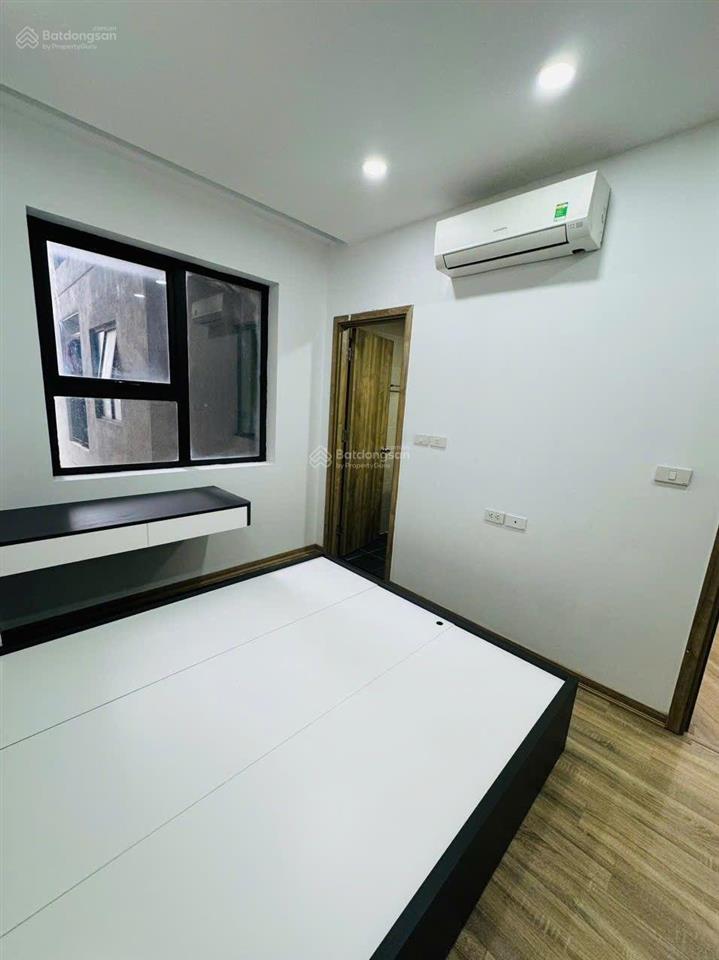 Bán căn góc 2pn 2wc s70m2 toà hh2 xuân mai complex, hà đông.0911 483 ***.
căn 2pn+2wc, tầng đ