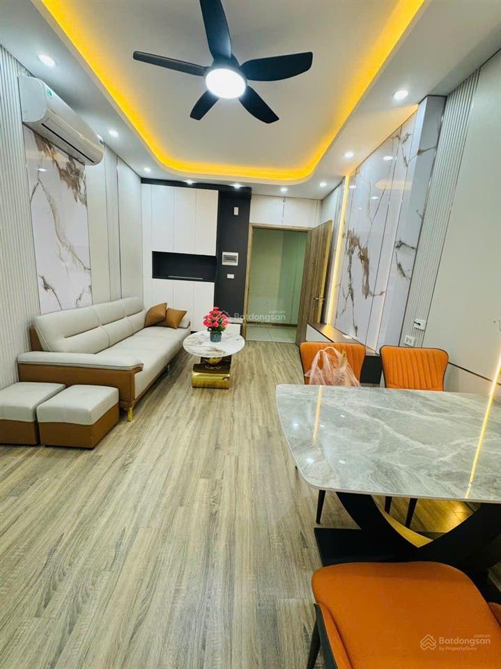 Bán căn góc 2pn 2wc s70m2 toà hh2 xuân mai complex, hà đông.0911 483 ***.
căn 2pn+2wc, tầng đ