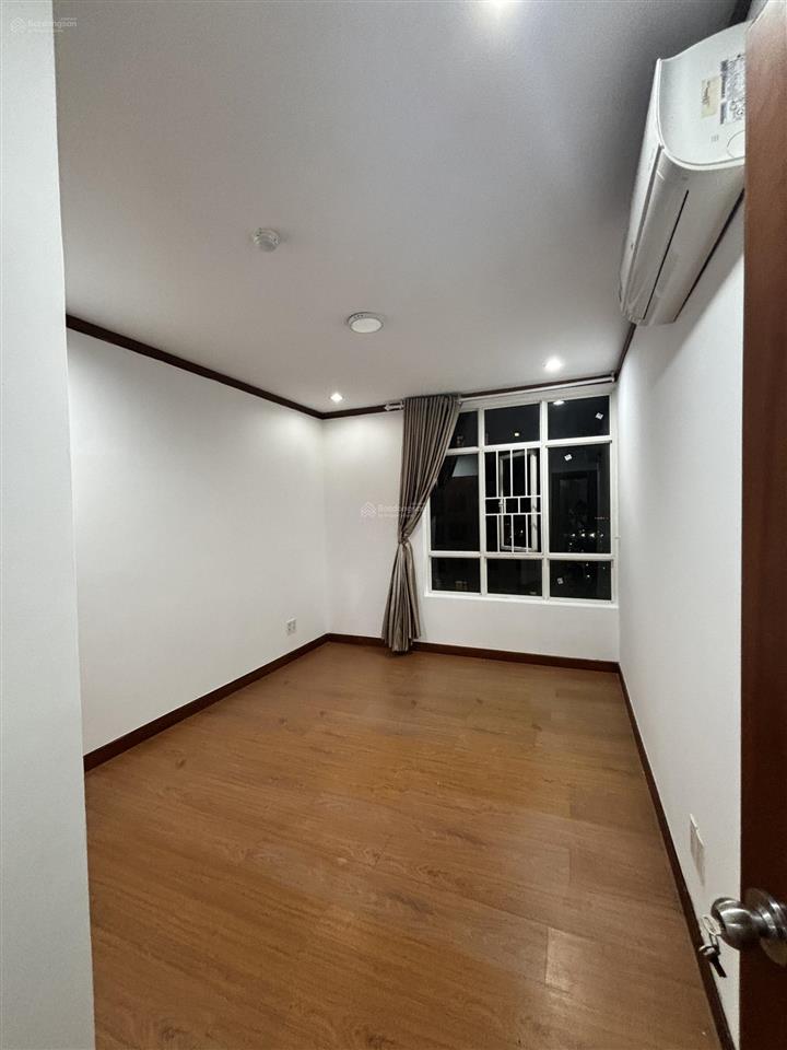 Bán gấp cc 3pn, 2wc, 150m2 tại chánh hưng giai việt, q8, 6tỷ3.  0907 778 ***