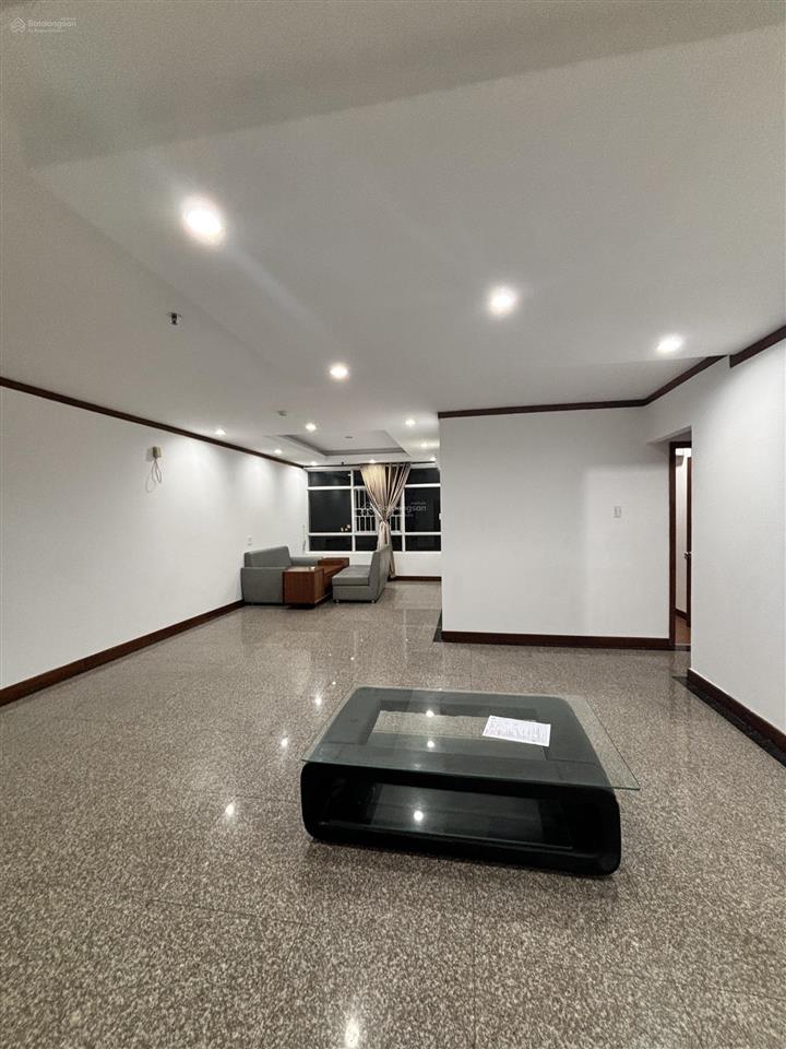 Bán gấp cc 3pn, 2wc, 150m2 tại chánh hưng giai việt, q8, 6tỷ3.  0907 778 ***