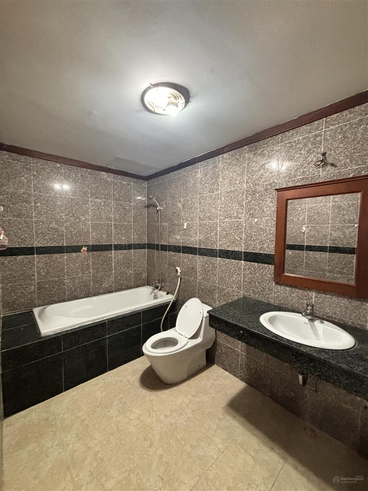 Bán gấp cc 3pn, 2wc, 150m2 tại chánh hưng giai việt, q8, 6tỷ3.  0907 778 ***