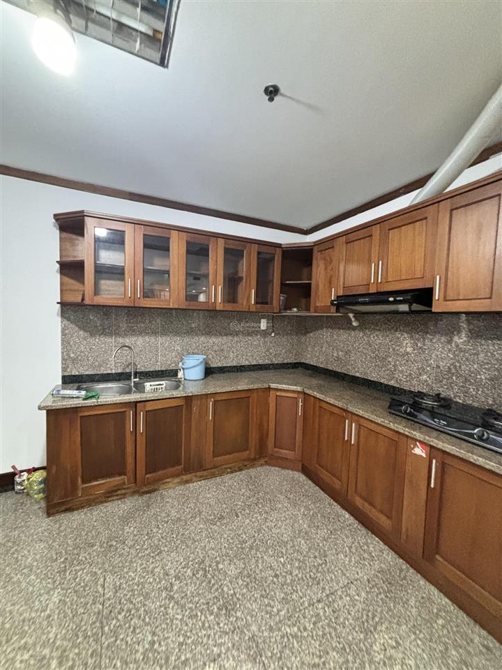 Bán gấp cc 3pn, 2wc, 150m2 tại chánh hưng giai việt, q8, 6tỷ3.  0907 778 ***