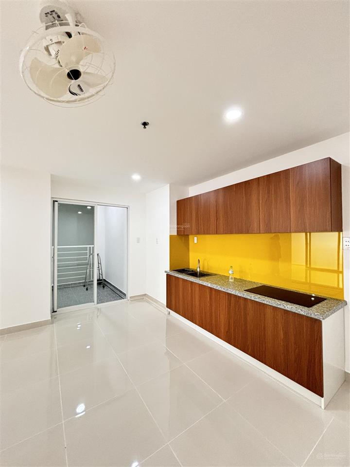 Cho thuê căn hộ duplex thông tầng giai việt q8 230m2 4 phòng ngủ full nội thất ở ngay. 0907 778 ***