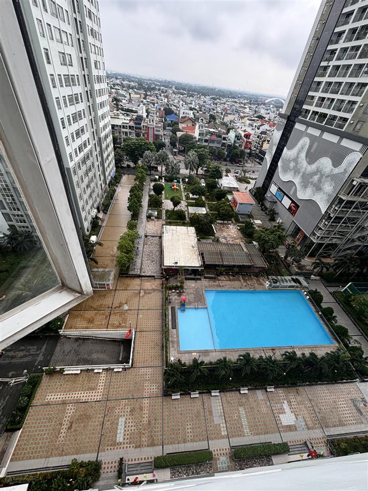 Cho thuê căn hộ duplex thông tầng giai việt q8 230m2 4 phòng ngủ full nội thất ở ngay. 0907 778 ***