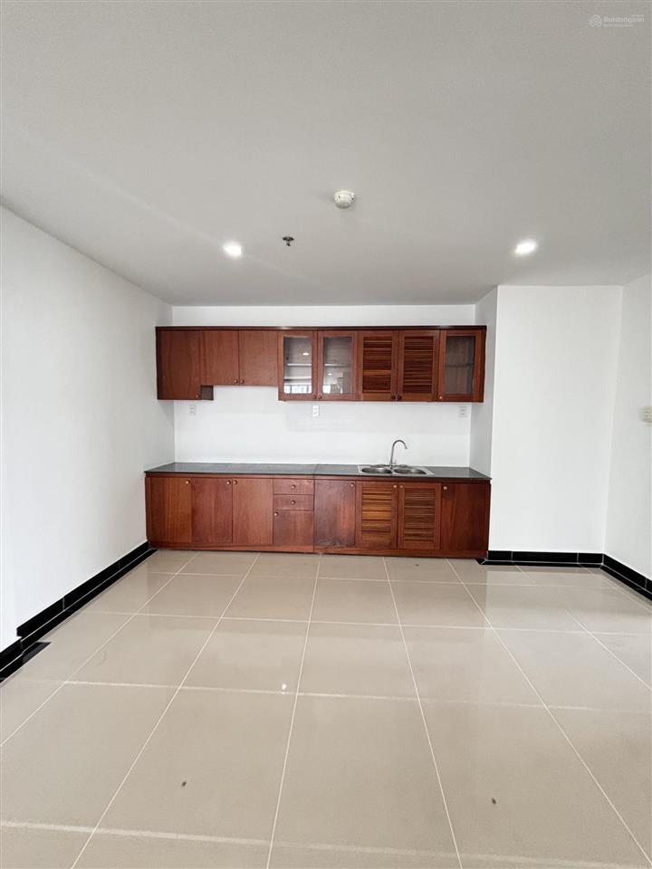 Cho thuê căn hộ giai việt q8 150m2 3pn nhà trống nhận ngay 15tr.  0907 778 ***