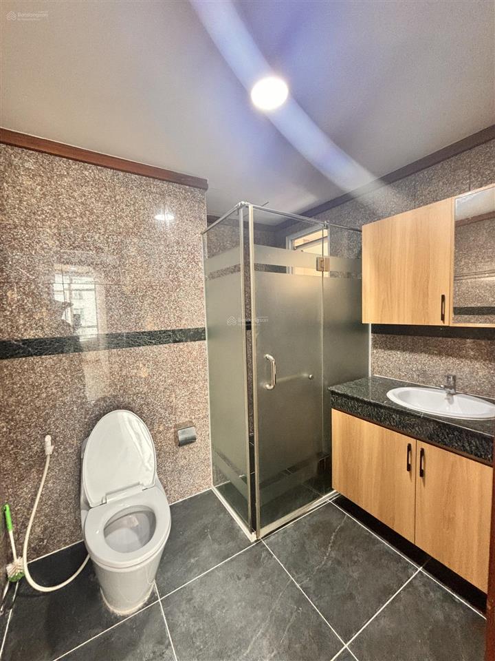 Bán căn hộ chánh hưng giai việt 150m2 3pn lầu cao chỉ 6tỷ2 rẻ thị trường.  0907 778 ***