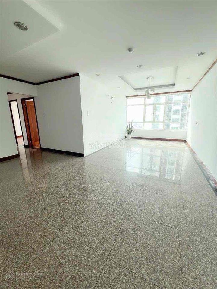 Bán căn hộ chánh hưng giai việt 150m2 3pn lầu cao chỉ 6tỷ2 rẻ thị trường.  0907 778 ***