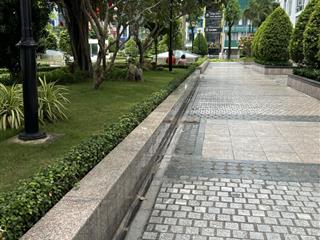 Bán căn hộ chánh hưng giai việt 150m2 3pn lầu cao chỉ 6ty2 rẻ nhất thị trường.  0907 778 ***