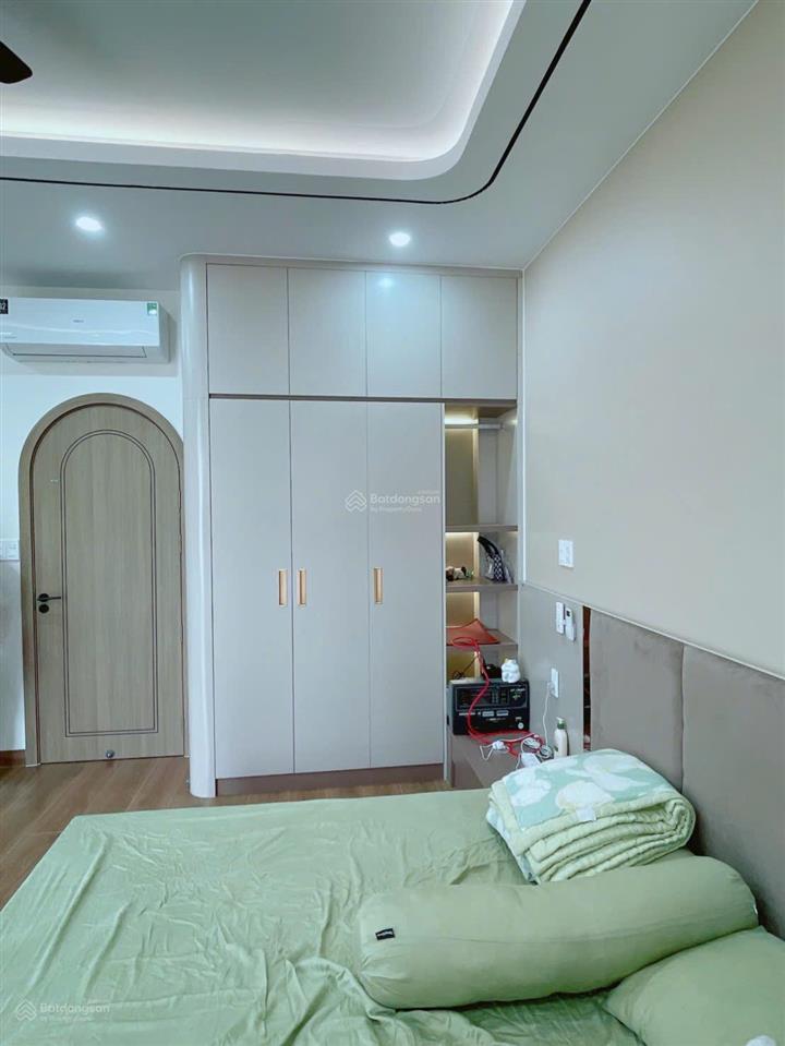 Bán nhà phố đẹp xuất sắc tại kdc phong phú 13e, 10,5 tỷ, 100m2 1 trệt 2 lầu sân thượng hc full