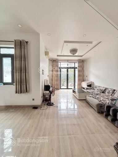 Bán nhà mặt phố tại lý phục man, 45 tỷ, 128m2 giá tốt uy tín