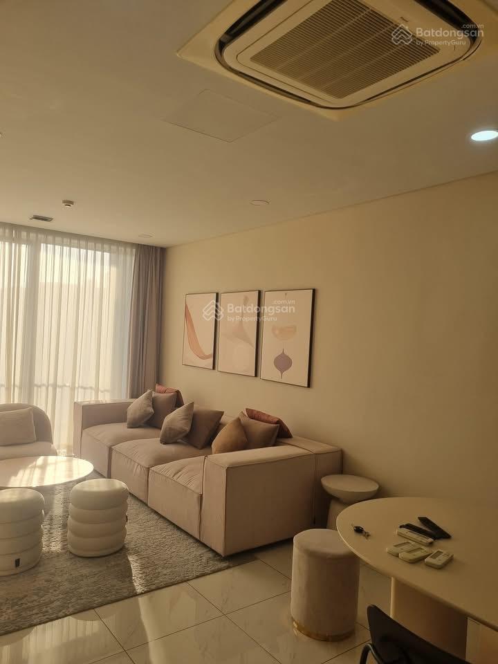 Layout á hậu của waterina suites với các phòng đều hướng trực diện sông lầu cao