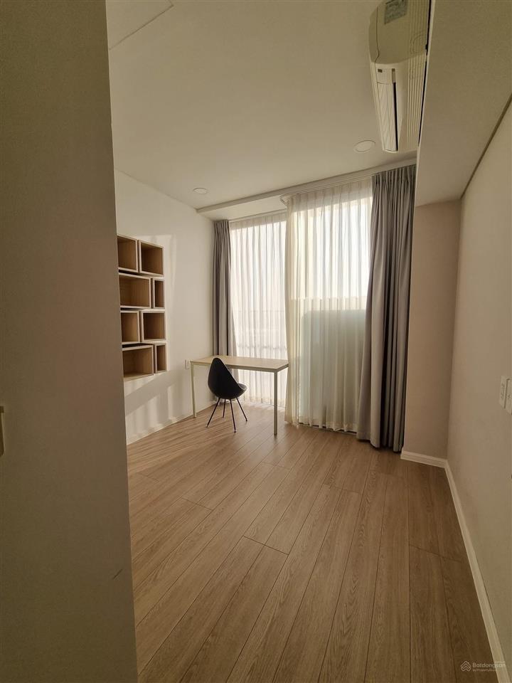 Layout á hậu của waterina suites với các phòng đều hướng trực diện sông lầu cao