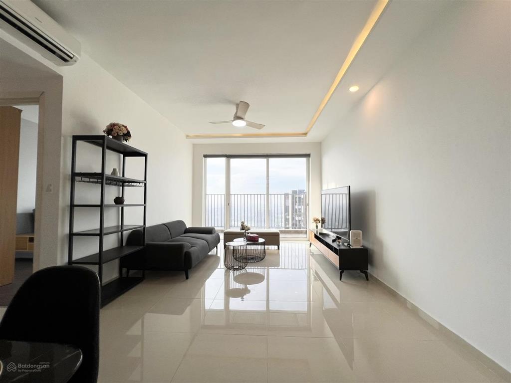 Căn hộ 2pn diện tích rộng lầu cao, view thoáng đang sẵn hđt
