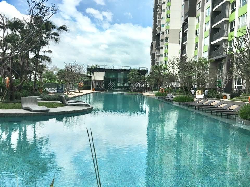 Căn hộ 2pn diện tích rộng lầu cao, view thoáng đang sẵn hđt