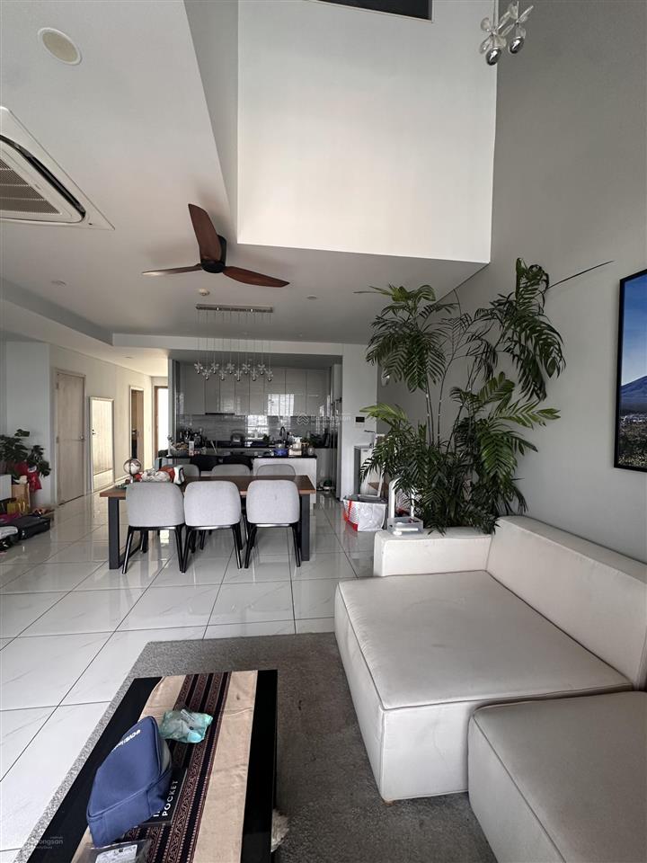 Cho thuê căn hộ duplex 17.03 tầng cao view đẹp đầy đủ nội thất
