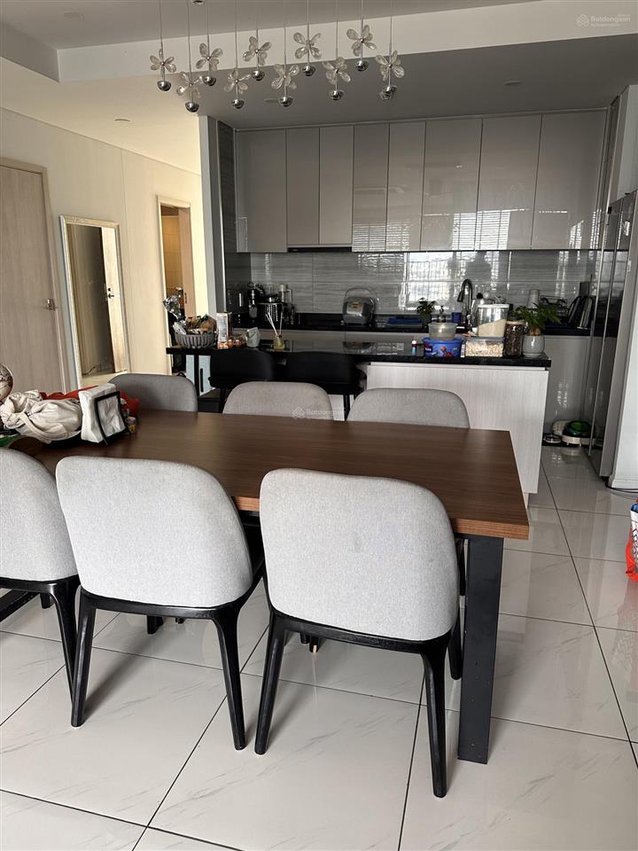 Cho thuê căn hộ duplex 17.03 tầng cao view đẹp đầy đủ nội thất