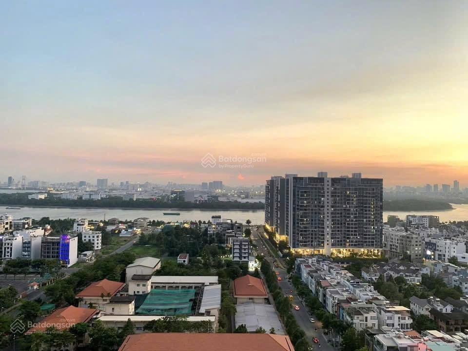 Chính chủ bán căn hộ duplex 17.03 lầu cao view panorama toàn thành phố