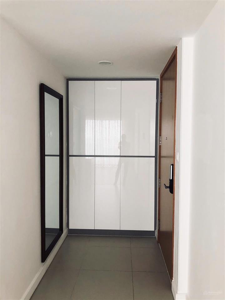 Chính chủ bán căn 2pn hoa hậu view trực diện sông lầu cao
