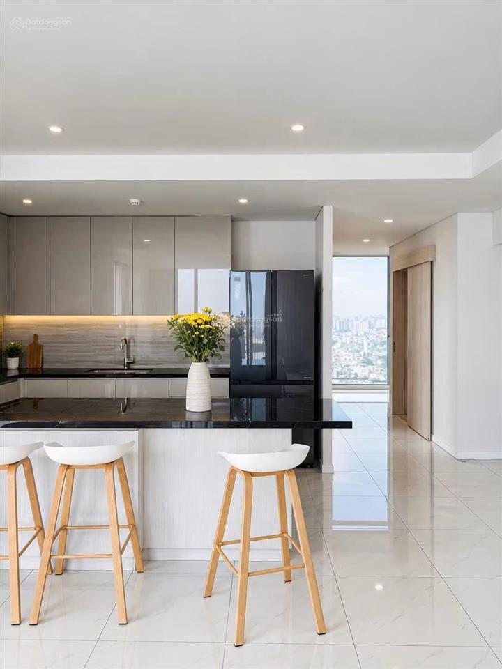 Cho thuê căn hộ duplex lầu cao view panorama toàn thành phố