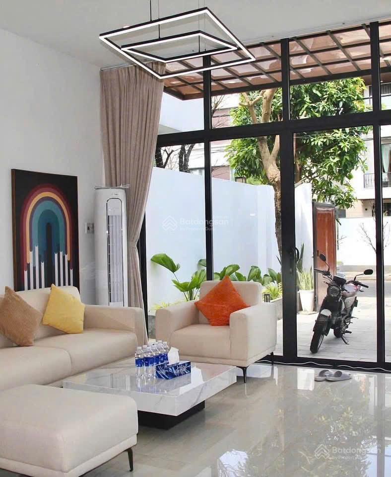 Cho thuê villa mỹ đa tây nam việt á 5pn 6wc hồ bơi