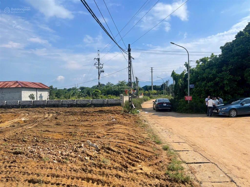 Bỏ vốn 1,9tỷ sở hữu ngay đất sát ngã tư lục quân làn 2 quốc lộ 21, nhỉnh 1 tỷ cách đhqg chỉ 1km