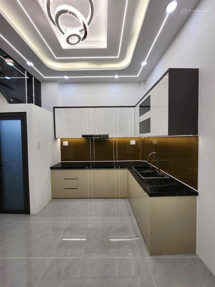 Nhà 26 tỷ mặt tiền trung tâm đà lạt