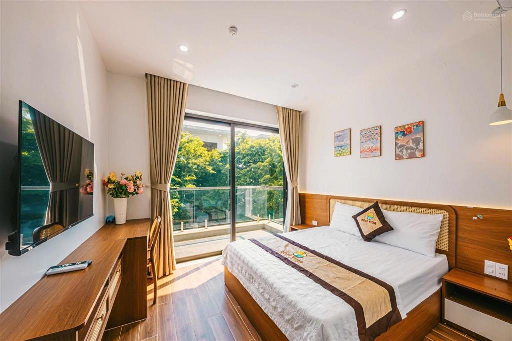 Biệt thự vip hồ điều hòa flc  giả chỉ hơn 11 tỷ xíu.