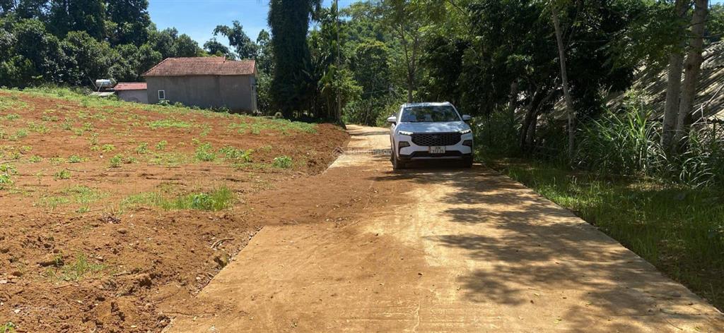 Bán đất ngọc lặc thanh hóa, 200m2, 200tr nhiều tiện ích, đông dân cư, gần đường hcm 1km