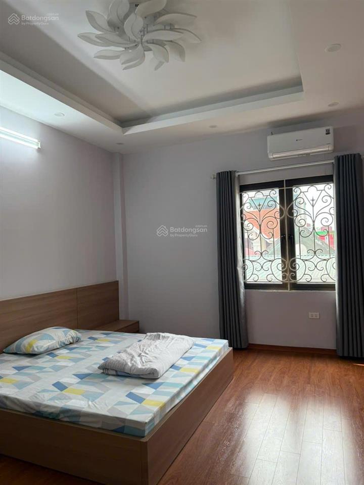 Bán nhà giang biên 75m², 5 tầng thang máy, ô tô đỗ cửa, full nội thất, giá 19 tỷ
