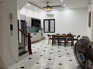 Bán nhà giang biên 75m², 5 tầng thang máy, ô tô đỗ cửa, full nội thất, giá 19 tỷ